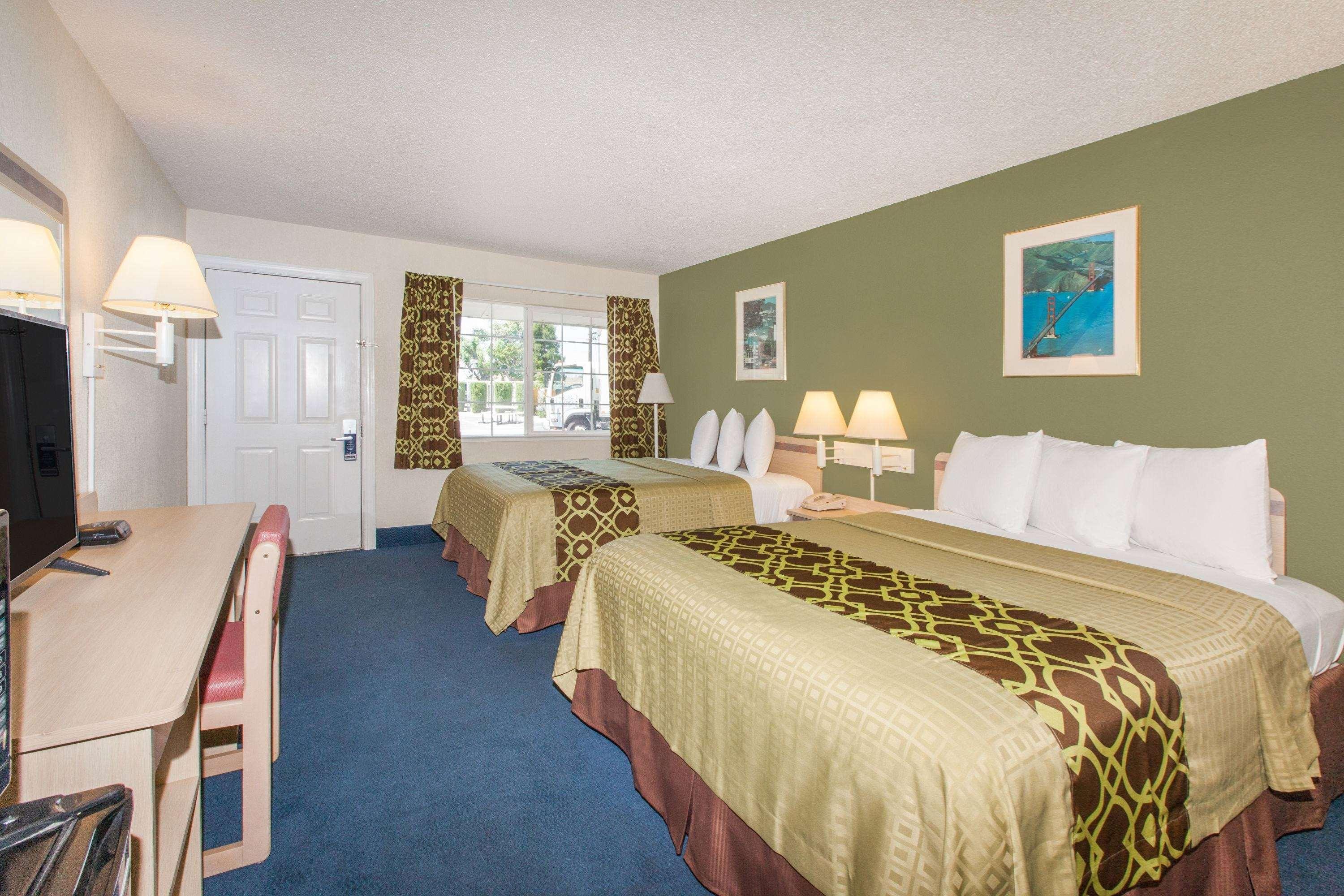 Travelodge By Wyndham Los Banos Ca Exteriör bild